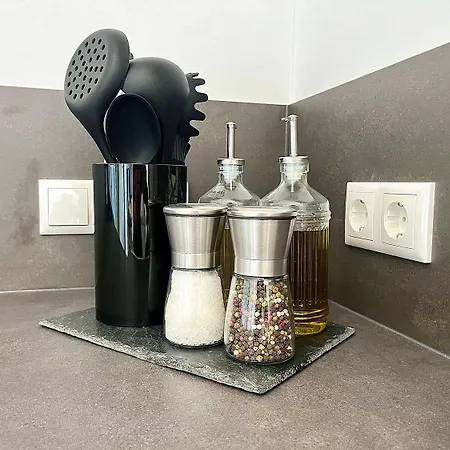 1595 Im Weingut Botzet דירה