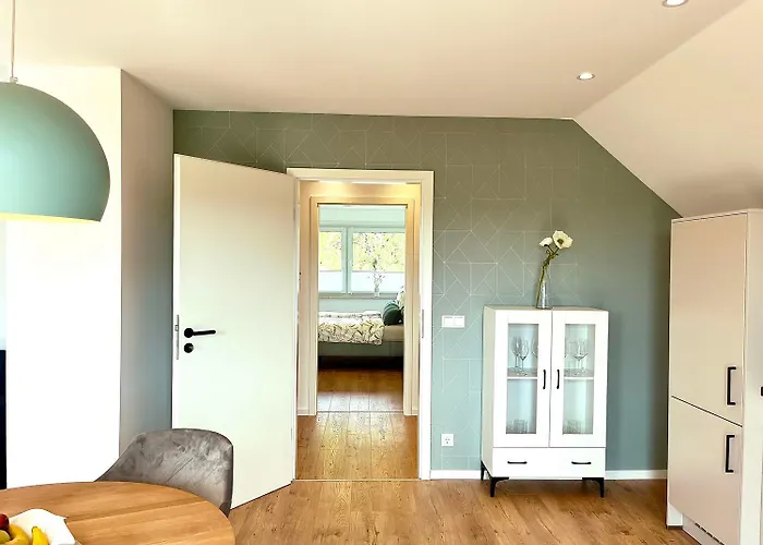 1595 Im Weingut Botzet *