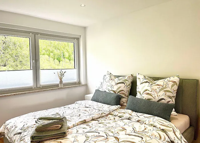 1595 Im Weingut Botzet